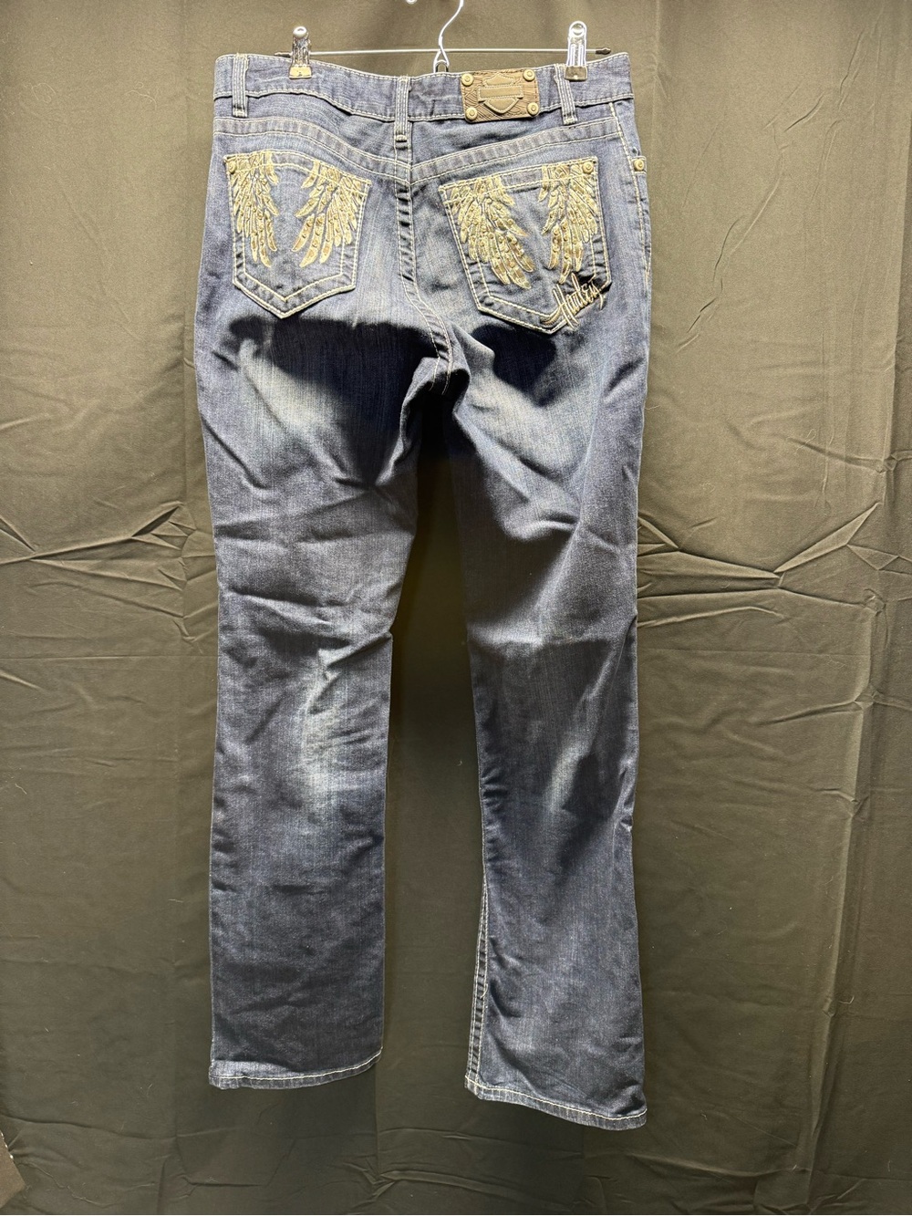 Like new Harley-Davidson Women’s Jeans with embellished pockets sz 10 (17ad)
